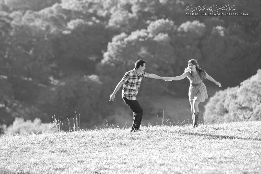 palo alto engagement sessions photographer ©2013 Mike Steelman Photographers. All Rights Reserved. 1.800.925.1639